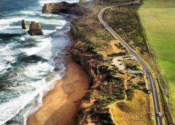 Top Places to Visit in Australia by Road Trip!