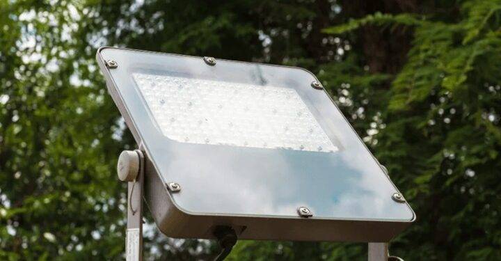 What to Look for When Choosing Wholesale Solar Flood Lights