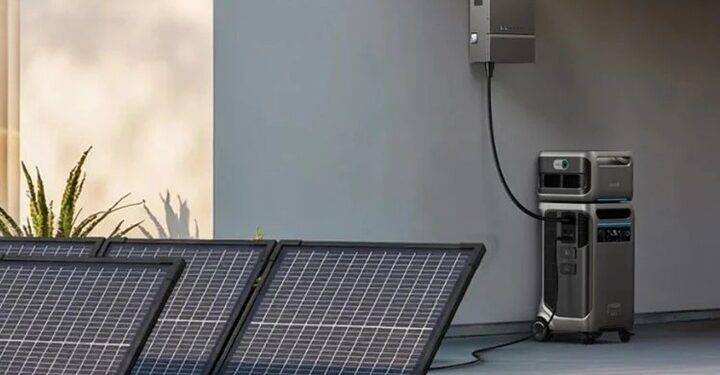 Powering Through: The Importance of Battery Backup and Solar Generators in Canadian Power Outages